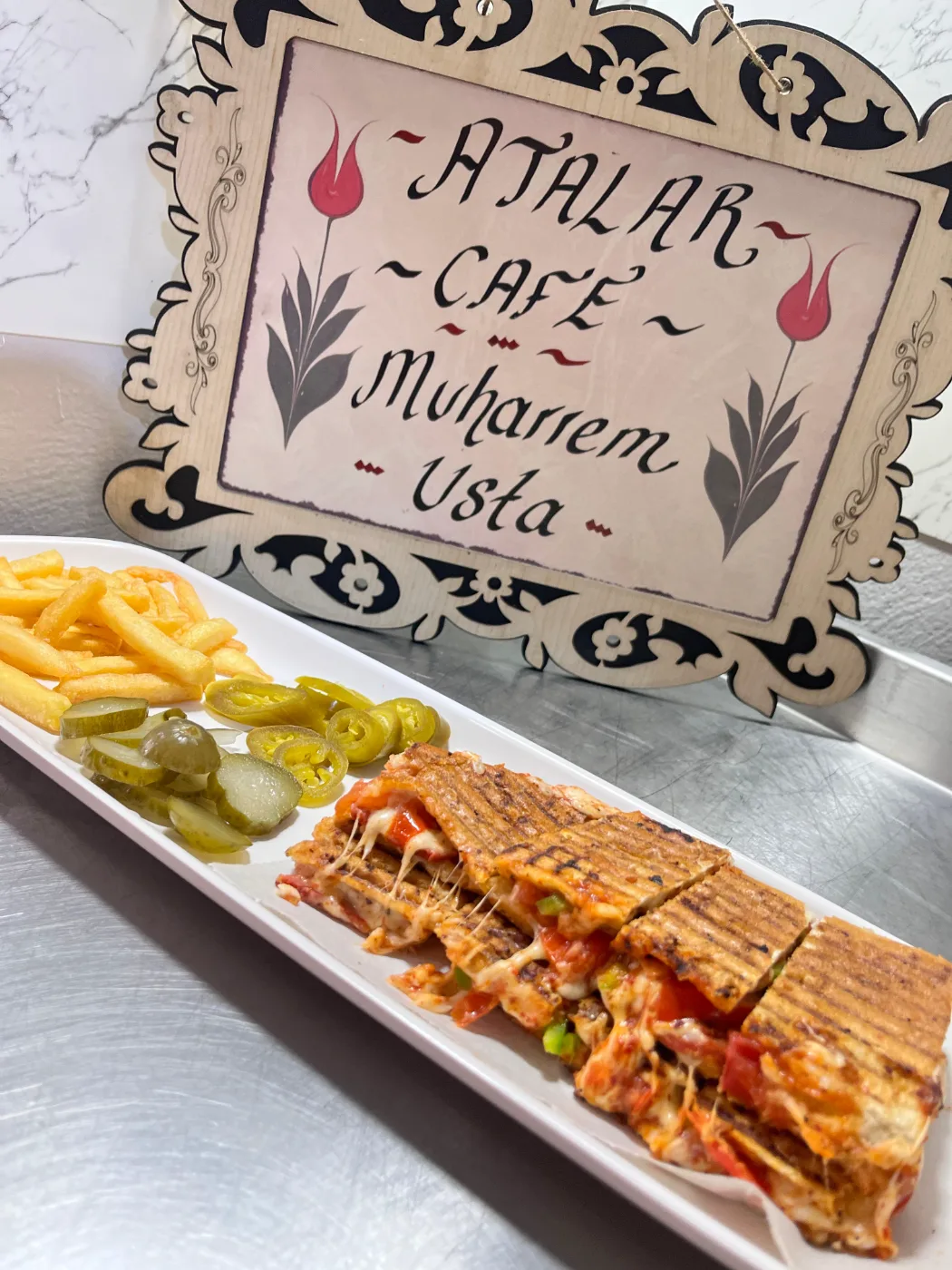 Sebzeli Karışık Tost