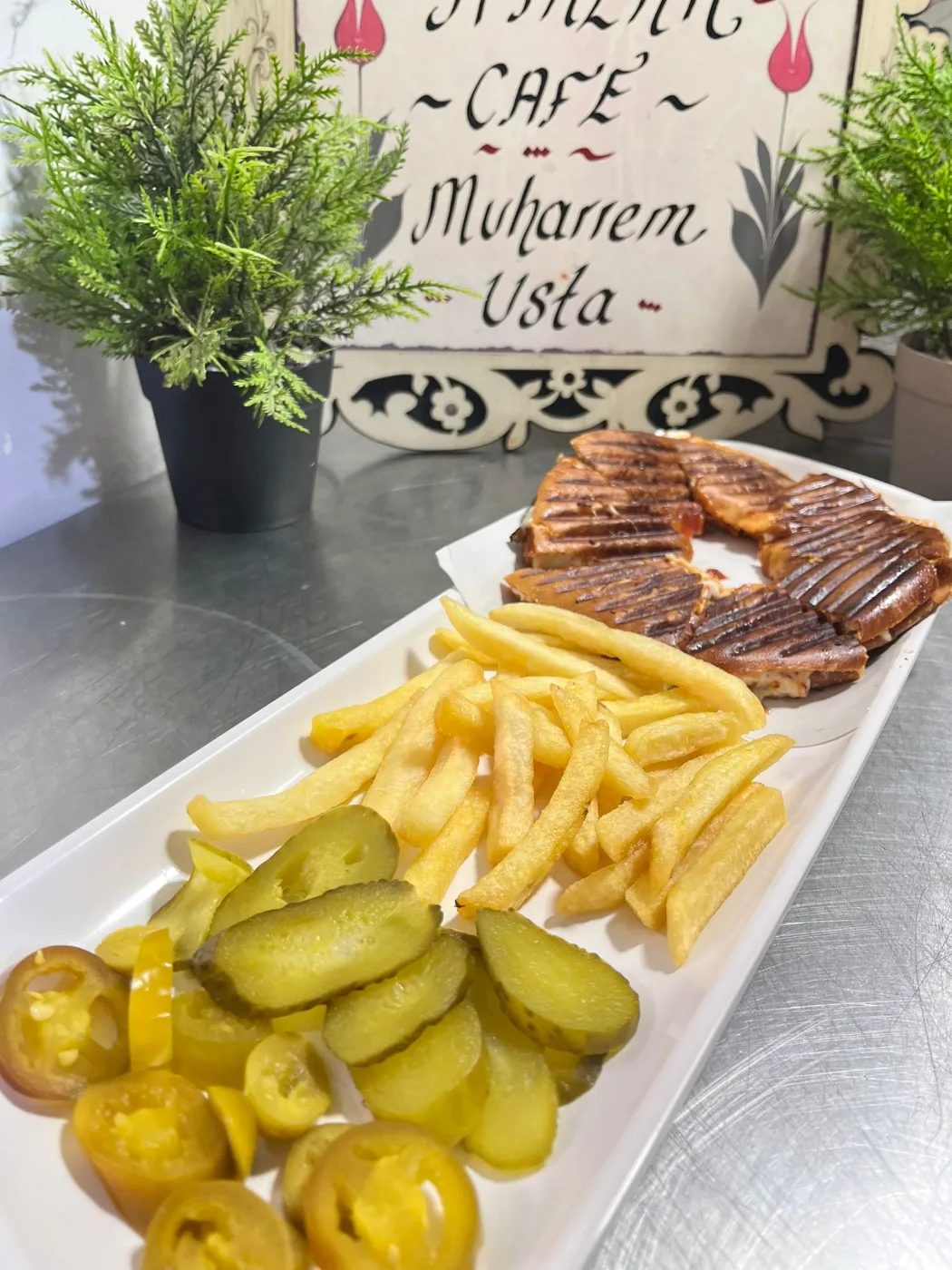 Kaşarlı Simitli Tost